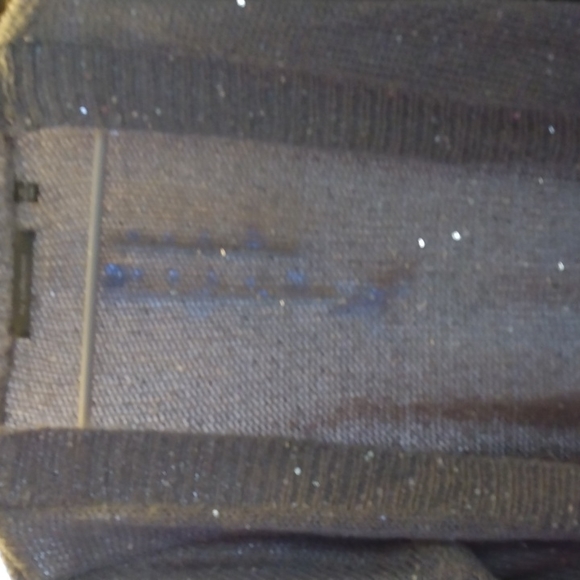 Sparkly Gray Sweater 50% Polyester/50% Acrylic. XL - Picture 5 of 5